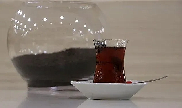 Erzurum, Van, Ağrı, Muş'ta araştırma yapıldı... Sıcak çay kanser riskini artırıyor!