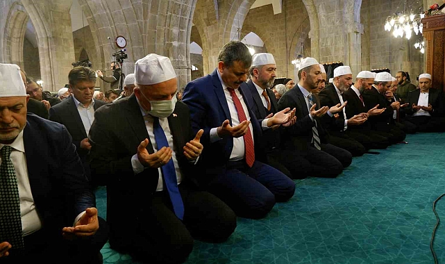 Erzurum'da 500 yıllık 1001 Hatim geleneğinin duası gerçekleştirildi