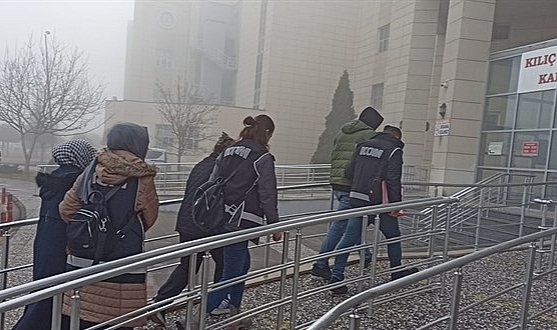 FETÖ'nün gizli haberleşme programı olan "ByLock" kullananlar yakalandı