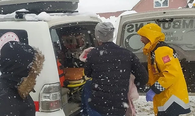 Hakkari'de hasta kurtarma operasyonu