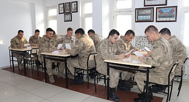 İlkokul öğrencilerinden jandarmaya sevgi dolu mektup