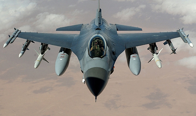 İran ve Pakistan da Savaş uçakları havalandı!