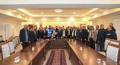 İşçilerin Maaşına Zam Yapan Belediyeler Arasına O Belediye De Katıldı:  İşçilerin Maaşına Yüzde 95 Zam