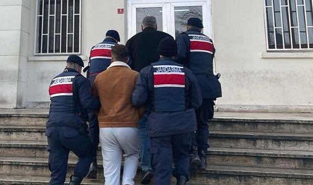 Kaçmaya çalışan 4 terörist yakalandı