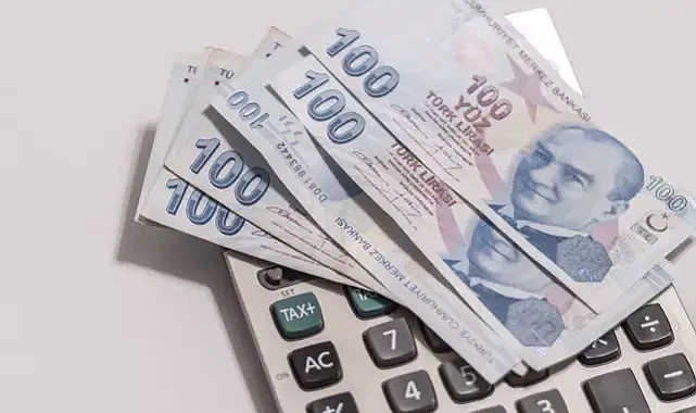 Kadını erkeği 2000 2008 arası sigortalılar dikkat! SGK Uzmanı Özgür Erdursun ‘teklif yanlış’ dedi, erken emeklilik için tarih verdi: İşte milyonların beklediği kademeli emeklilik tablosu!
