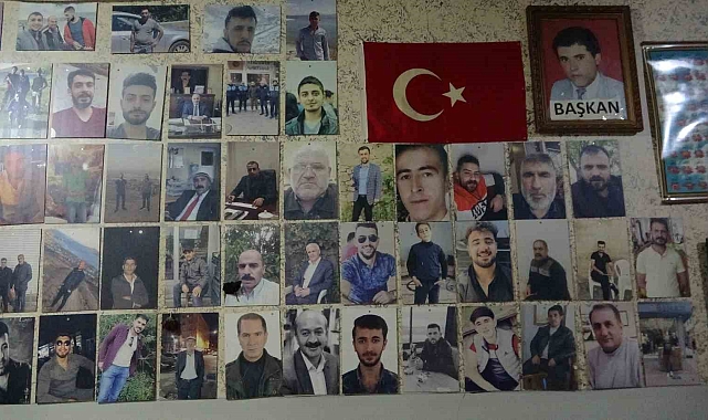 Kahvehane işletmecisinin fotoğraf sevdası
