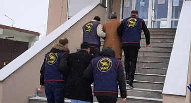 Kasten adam öldürme suçundan aranan 2 kişi yakalandı