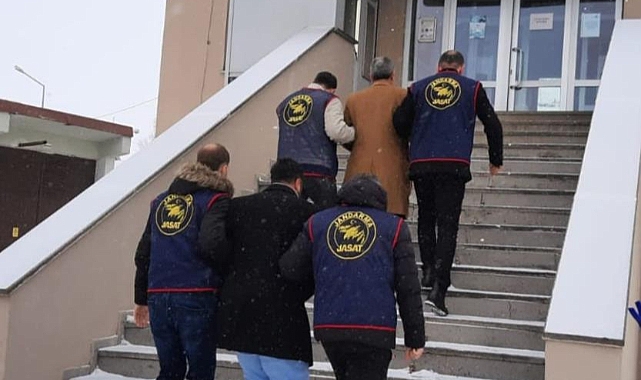 Kasten adam öldürme suçundan aranan 2 kişi yakalandı