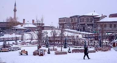 Kış Turizminin Kalbi Erzurum'da Kar Manzaraları Hayran Bıraktırıyor
