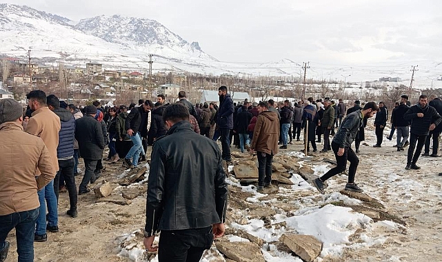 Kule vincin devrilmesi üzerine hayatını kaybeden Vanlı genç bugün defnedildi