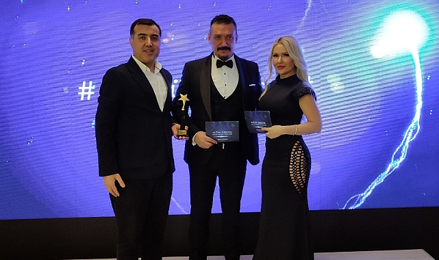 Mehmet Şahincileroğlu, 'Altın Orkide' ödülüne layık görüldü