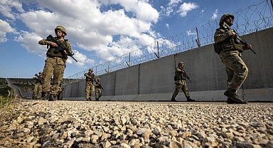 MSB duyurdu: Yunanistan ve Suriye sınırından Türkiye'ye girmeye çalışan 14 PKK'lı tutuklandı