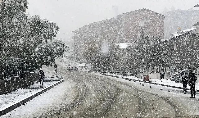 Muş, Erzincan, Erzurum, Malatya, Tunceli, Kars, Iğdır, Ardahan, Van, Bingöl, Elazığ, Bitlis ve Ağrı illeri için uyarı yapıldı! Soğuklar geliyor...