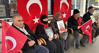 Muş'ta HDP İl Başkanlığı önündeki oturma eylemi devam ediyor