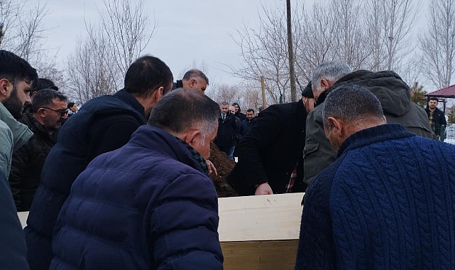 Muş'ta metruk binada ölü olarak bulunan 2 kız öğrenci için Bakanlık inceleme başlattı