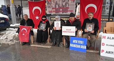 Muşlu annelerin evlat nöbeti devam ediyor