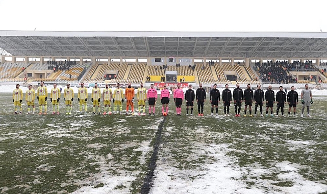 Muşspor Adana 1954 Futbol Kulübü'nü 2-1 mağlup etti