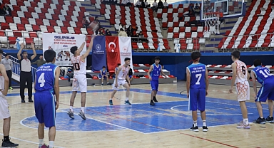 Okul Sporları Gençler Basketbol Grup Müsabakaları Ağrı'da başladı