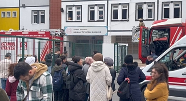 Okulda çıkan yangın paniğe neden oldu