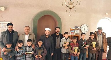Özalp'ta yılın son günü cami-çocuk buluşması etkinliği