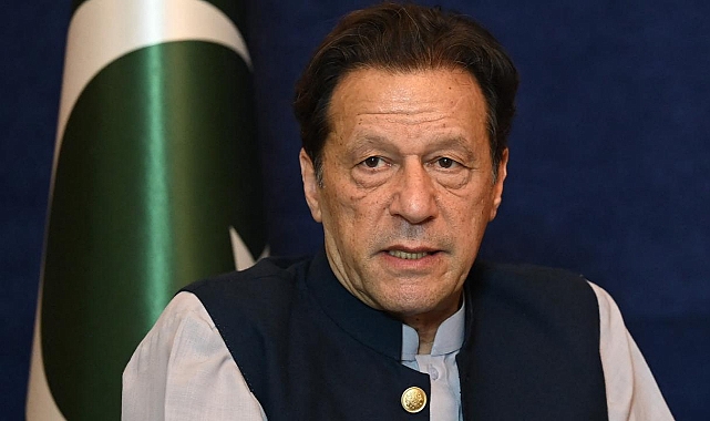 Pakistan'da İmran Han, yargılandığı yolsuzluk davasında 14 yıl hapis cezası aldı