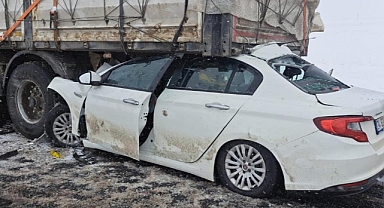 Patnos-Adilcevaz yolunda feci kaza: 2 ölü, 1 yaralı