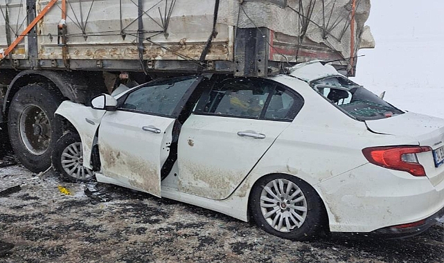 Patnos-Adilcevaz yolunda feci kaza: 2 ölü, 1 yaralı
