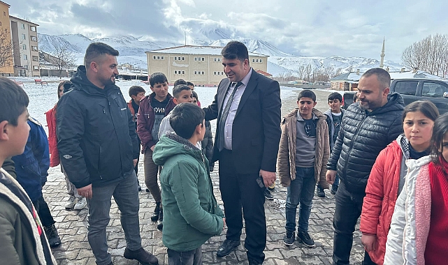 Patnos İlçe Milli Eğitim Müdürü Vural 1'inci dönem sonu okul ziyaretlerini sürdürüyor