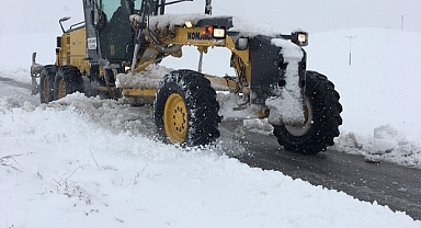 Patnos'ta 72 köy yolu ulaşıma kapandı