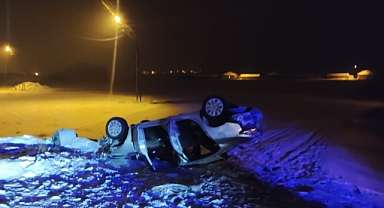 Patnos'ta akıl almaz kaza:4 yaralı (Videolu Haber)