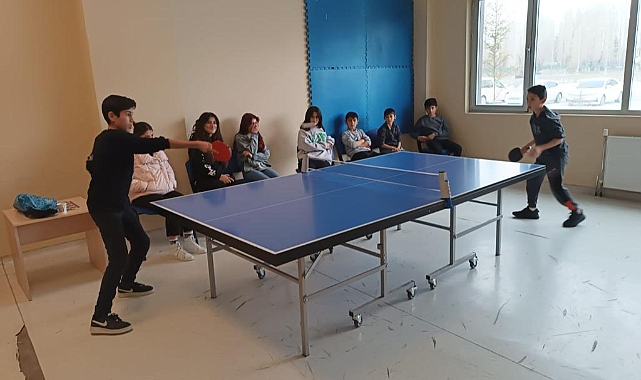 Patnos'ta GSB Spor Okulları kapsamında geleceğin yıldızları yetiştiriliyor