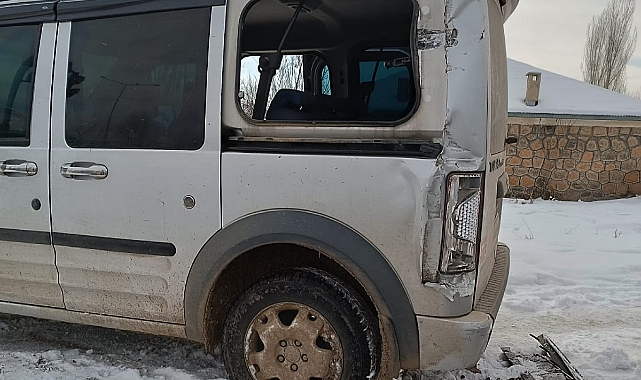 Patnos'ta kırmızı ışık ihlali kazaya neden oldu!