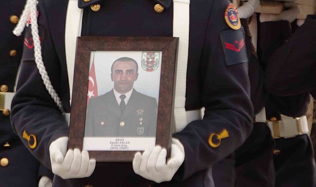 Şehit Samet Aslan'ın naaşı memleketine gönderildi.