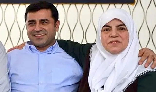 Selahattin Demirtaş Rahatsızlanan Annesini Görmesi için Diyarbakır’a Getirildi