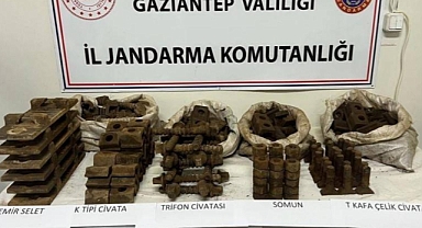 Tren raylarını çalmaya çalışan 2 kişi yakalandı