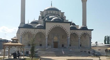 TUİK Türkiye'de il il cami sayısını açıkladı! Ağrı'da kaç cami var?