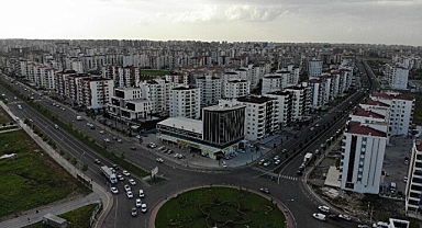 Türkiye’nin en büyüğünü yönetmeye 24 aday talip