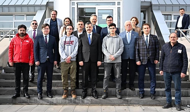 Türkiye'nin en çok kan veren Valisinden  "Kan Bağışı" çağrısı