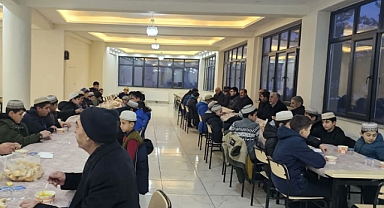 Tutak'ta " Sabah Namazı Buluşması " devam ediyor