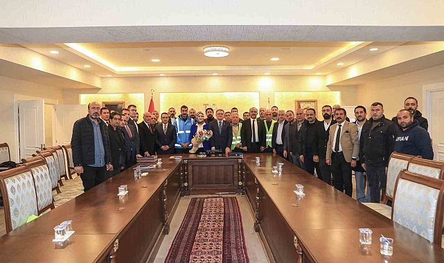 Van Büyükşehir Belediyesinden işçilere yüzde 95 zam