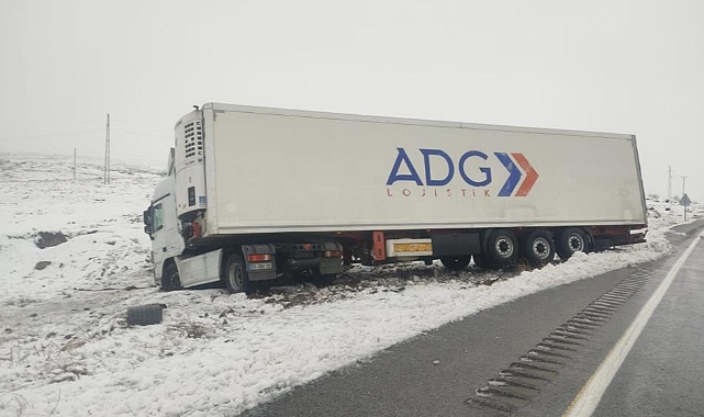 Van'da buzlanma kazayı beraberinde getirdi