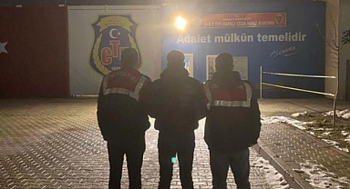 Van'da değişik suçlardan araması bulunan 8 kişi tutuklandı
