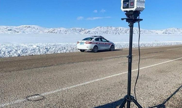 Van'da trafik denetiminde 332 sürücüye 698 bin 90 TL idari para cezası uygulandı