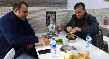 Van’daki iş yerleri fiyat listelerini asmaya başladı