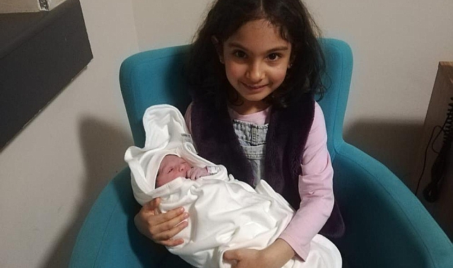 Van'ın 2024 yılının ilk bebeği Arya Mina oldu