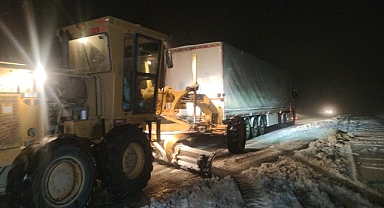 Van’ın yüksek kesimlerinde kar yağışı ve sis etkili oluyor