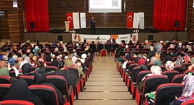 Yazar Canten Kaya Van’da söyleşi gerçekleştirdi