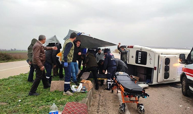 Yolcu minibüsü devrildi: 8 yaralı