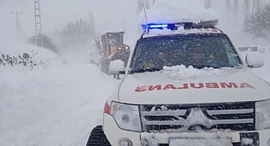 112 ekipleri hastaların yardımına koştu