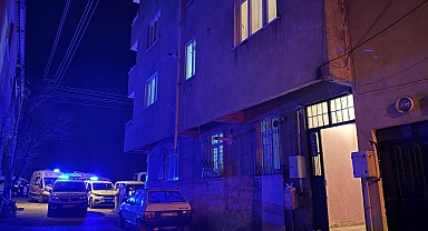 19 yaşındaki genç ailesini katletti